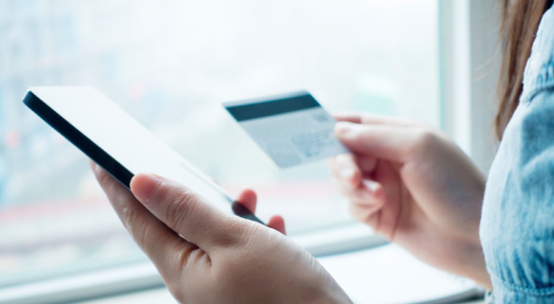 Woman-shopping-online-3_612x336_acf_cropped