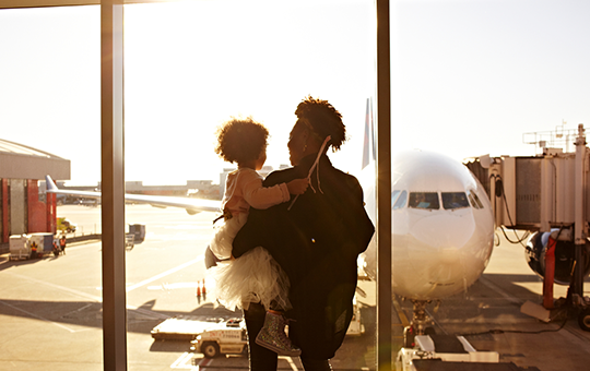 mother and daughter airport final